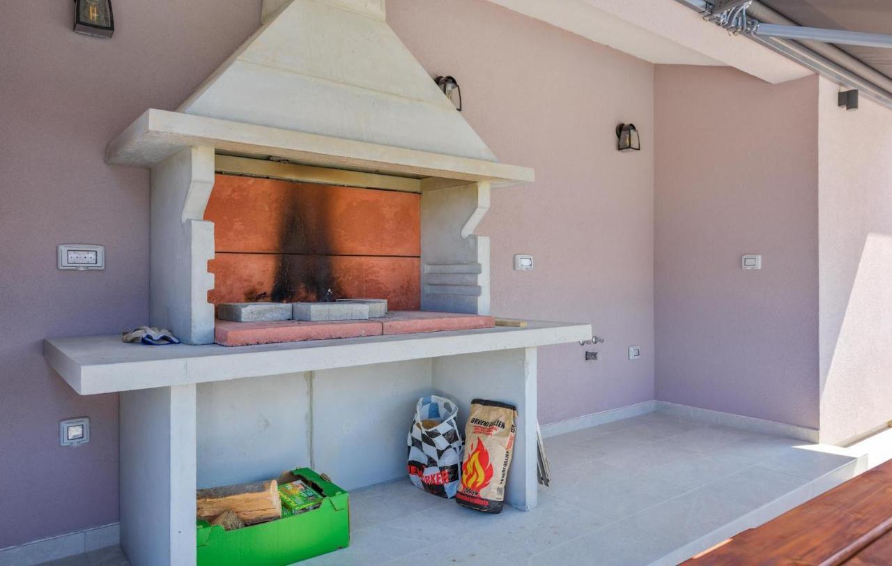 Apartmani Lucija Poreč Exterior foto
