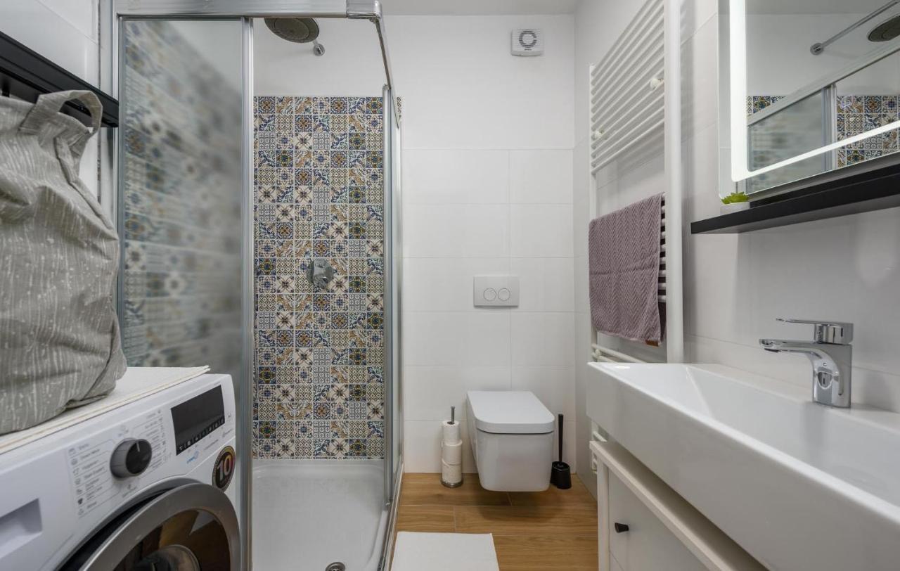 Apartmani Lucija Poreč Exterior foto