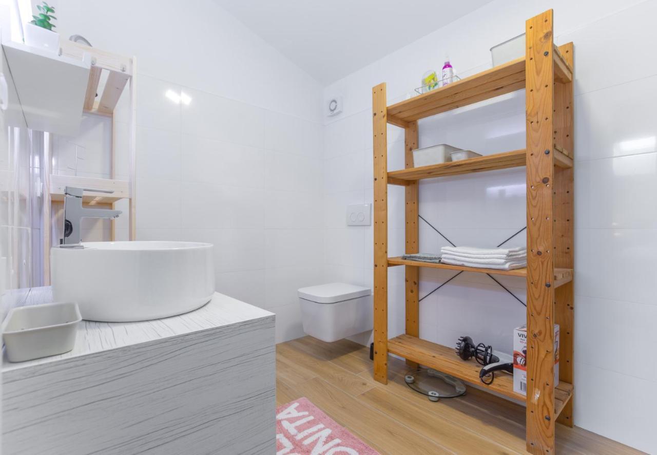 Apartmani Lucija Poreč Exterior foto